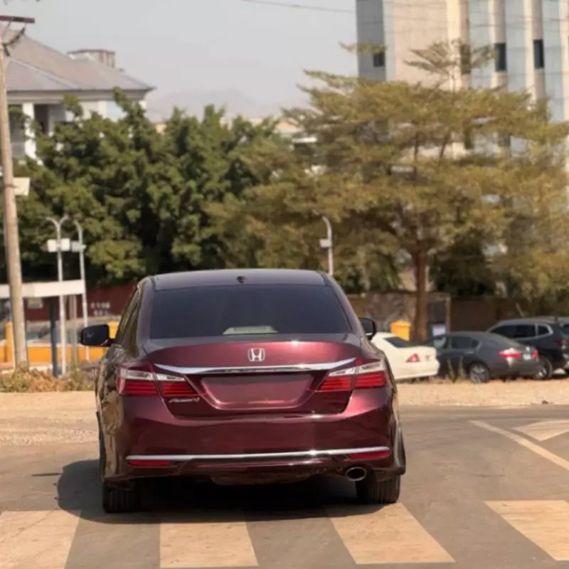 Honda Accord   - 2016