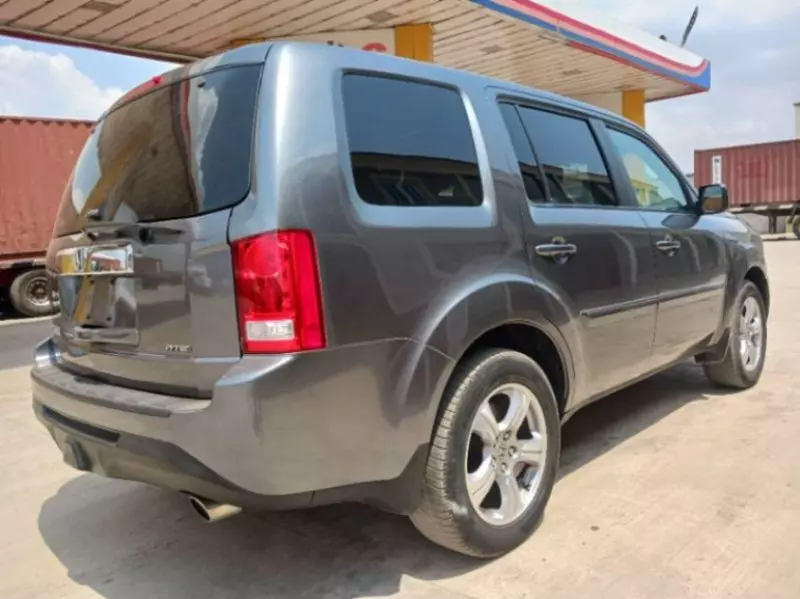 Honda Pilot - 2012