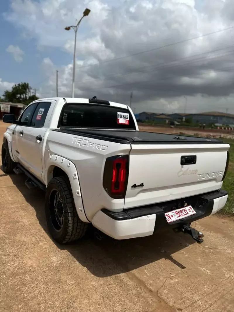 Toyota Tundra   - 2020