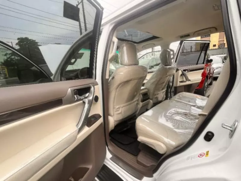 Lexus GX 460   - 2014