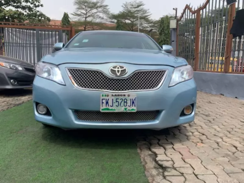 Toyota Camry   - 2007