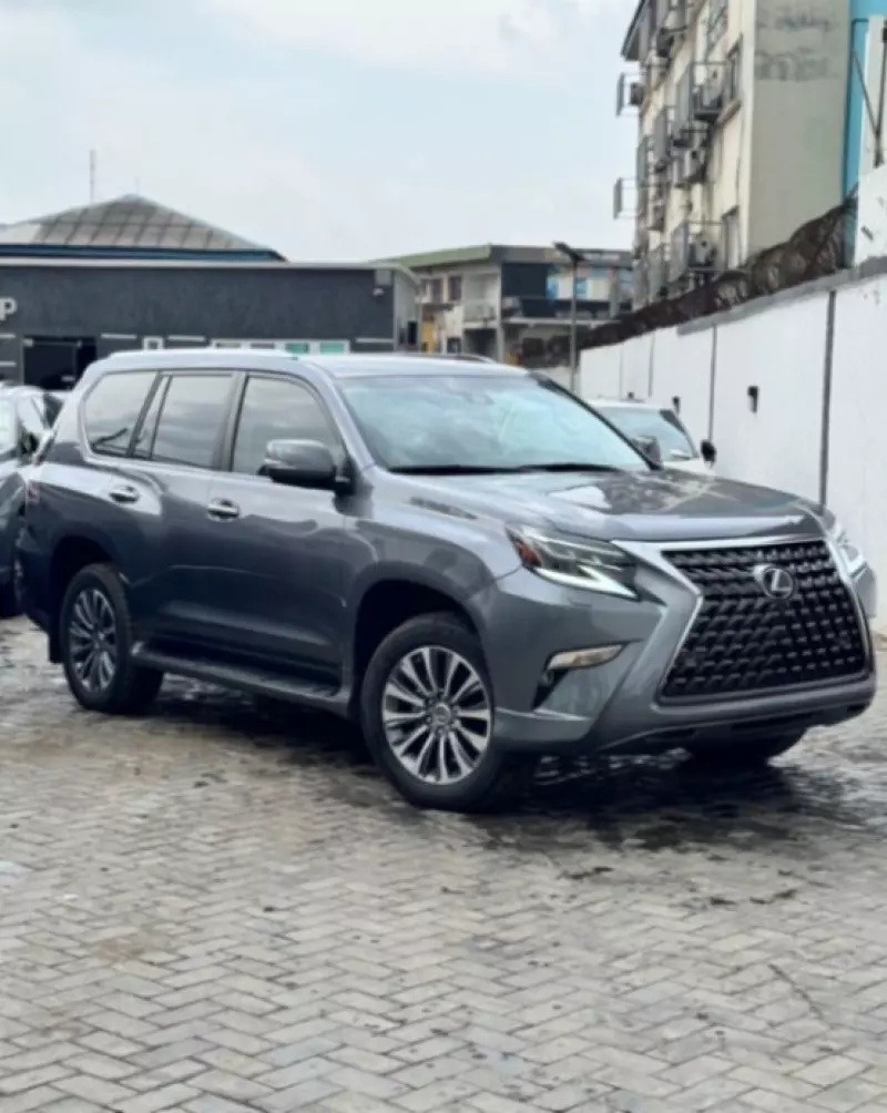 Lexus GX 460   - 2023