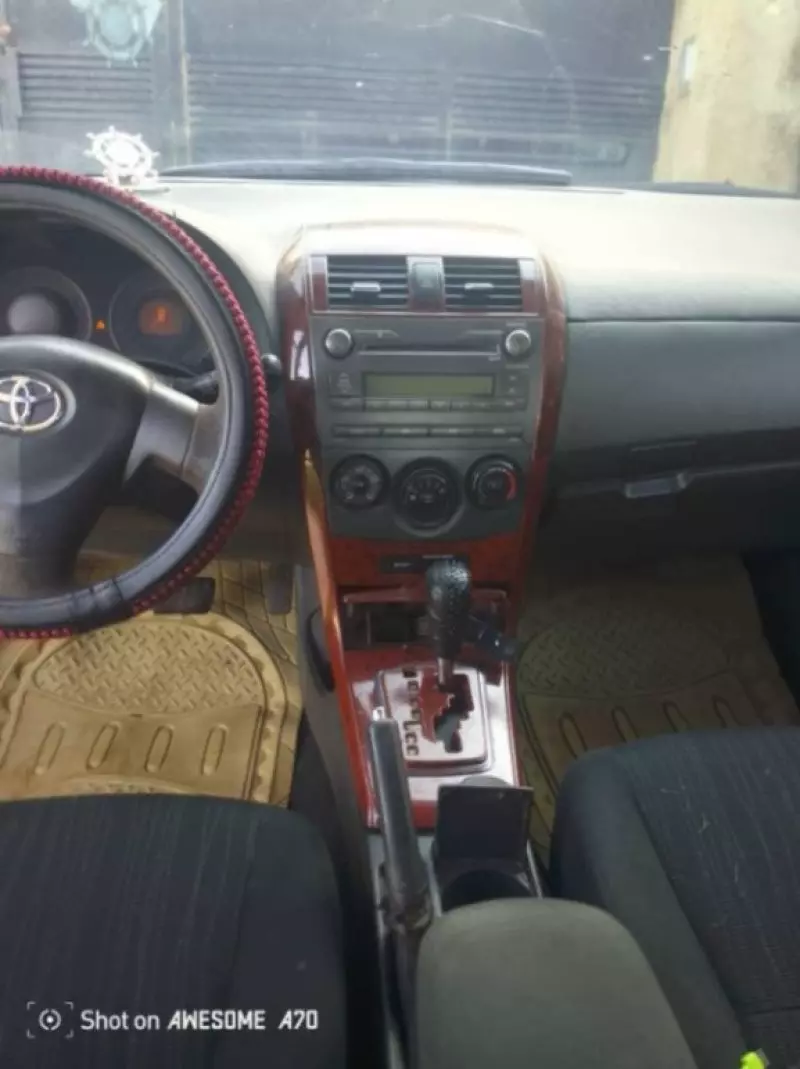 TOYOTA Corolla   - 2013