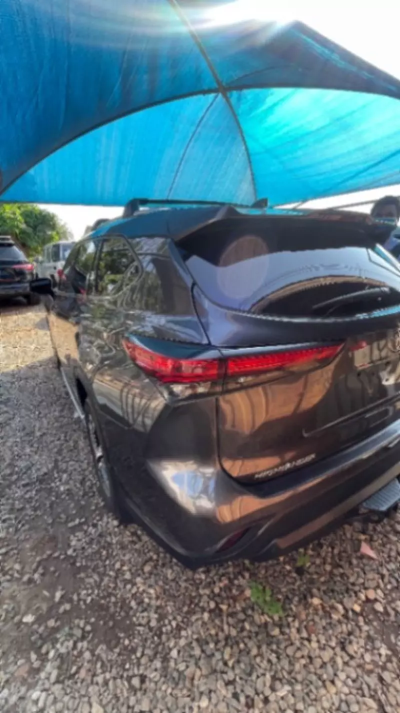 TOYOTA Highlander - 2022