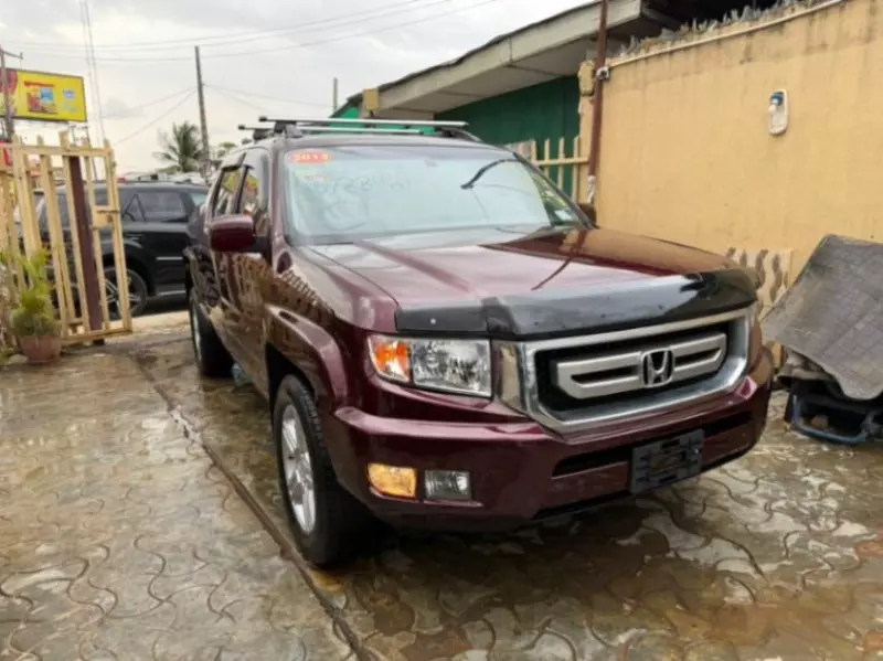 Honda Ridgeline   - 2009