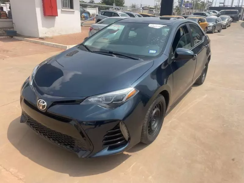 Toyota Corolla   - 2017