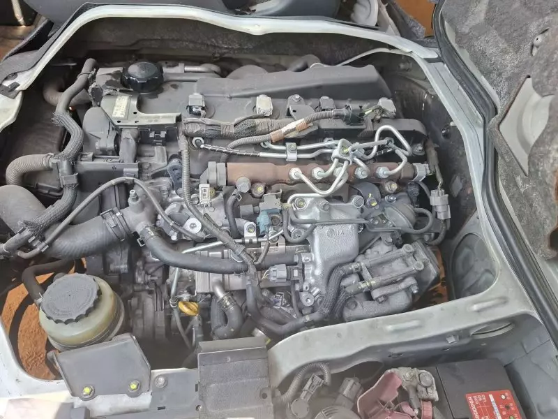 Toyota Hiace   - 2012