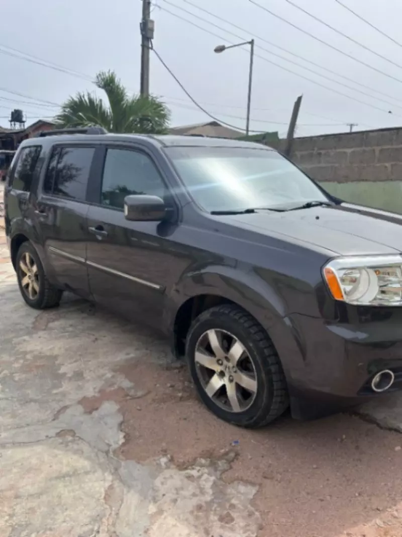 Honda Pilot - 2012
