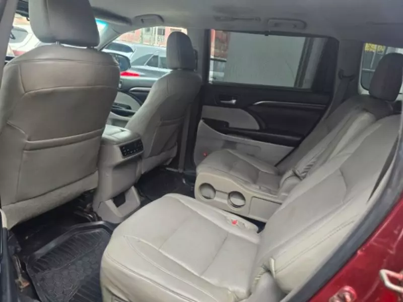TOYOTA Highlander   - 2015