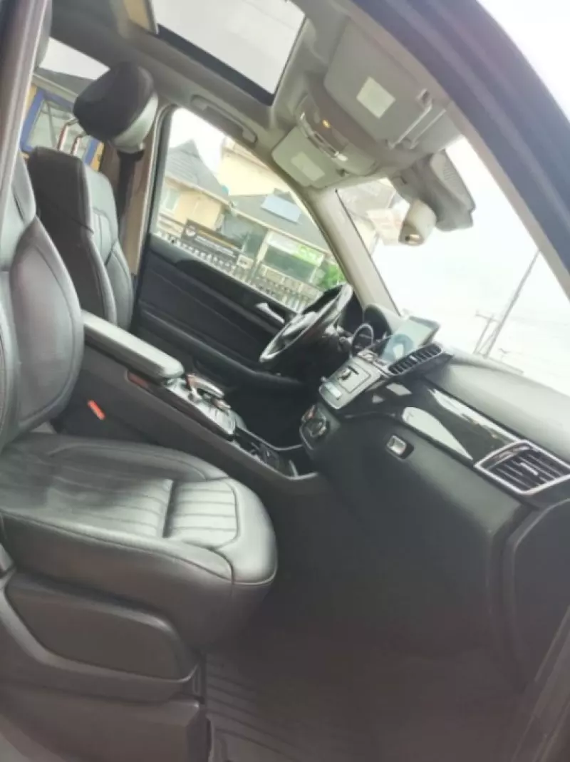 Mercedes-Benz GLE 350 - 2015