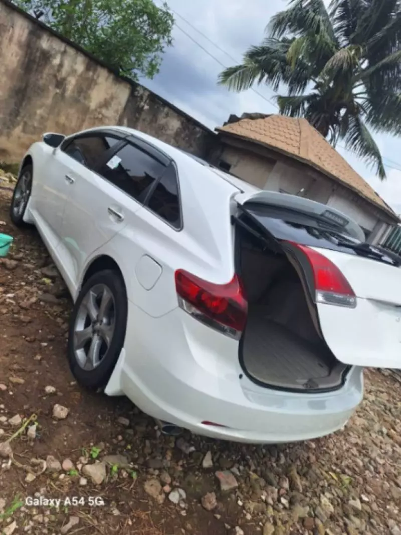 Toyota Venza   - 2013