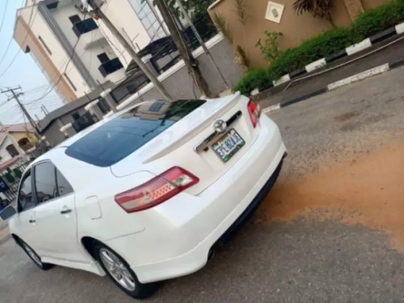 TOYOTA Camry   - 2011