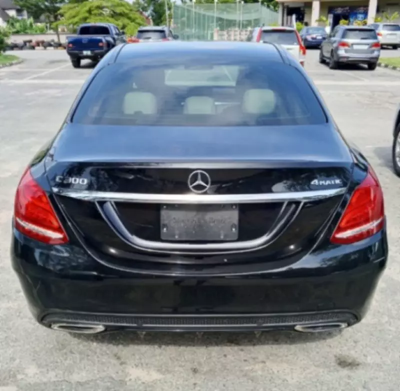 Mercedes-Benz C 300   - 2018