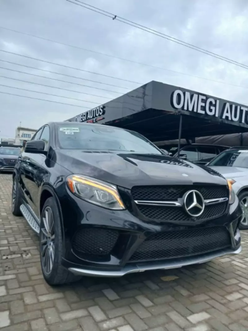 Mercedes-Benz GLE-Class   - 2017