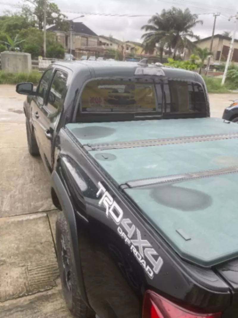 Toyota Tacoma   - 2018