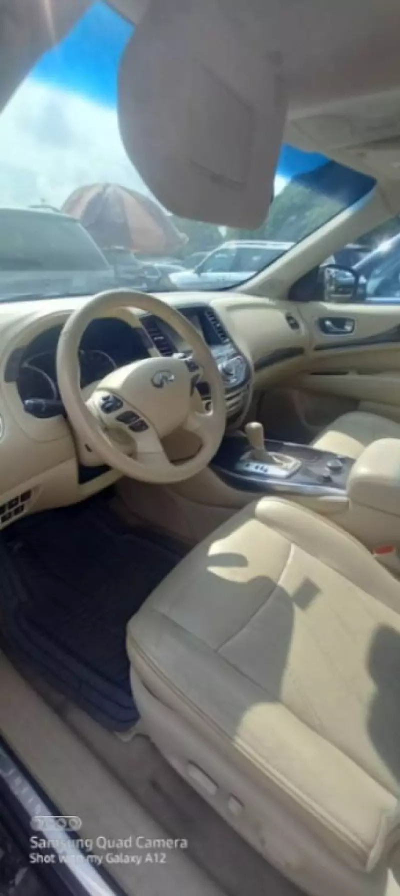 Nissan Infiniti   - 2015