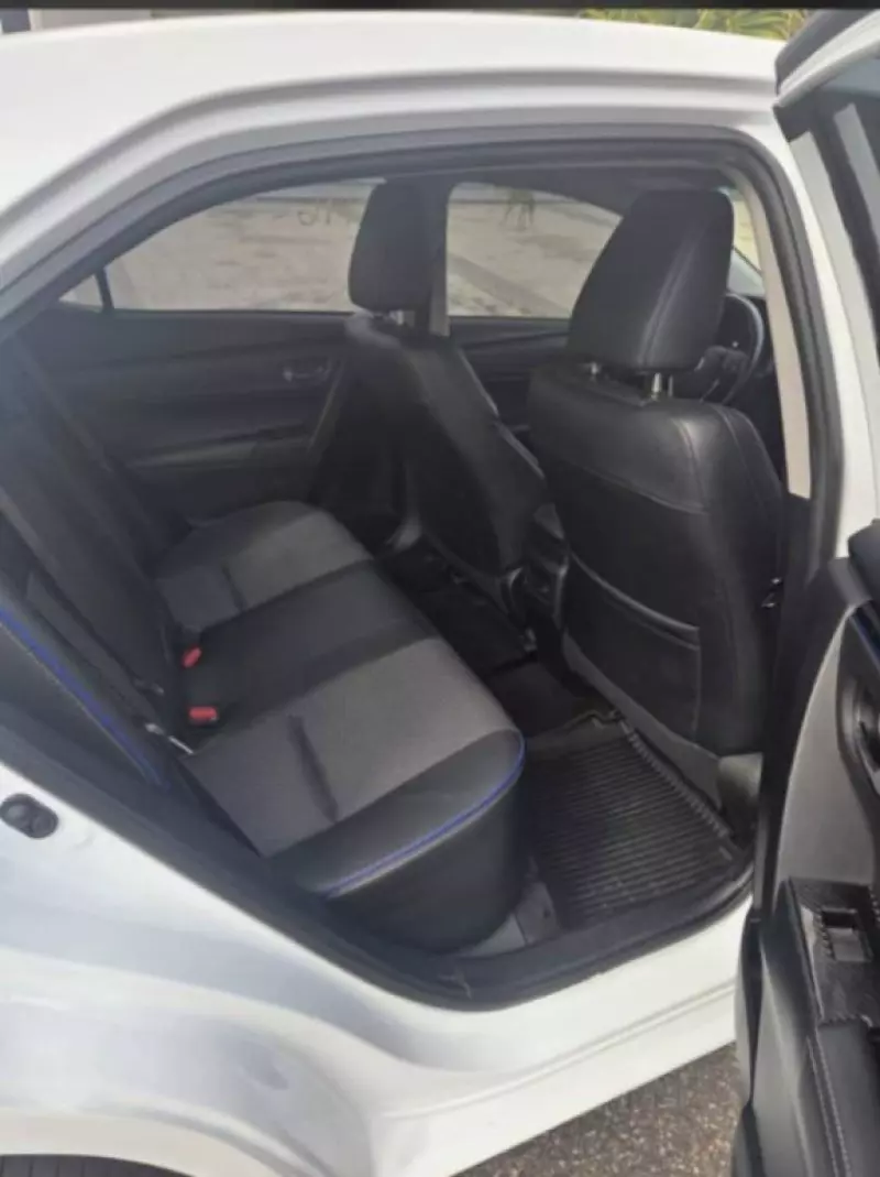 TOYOTA Corolla   - 2019