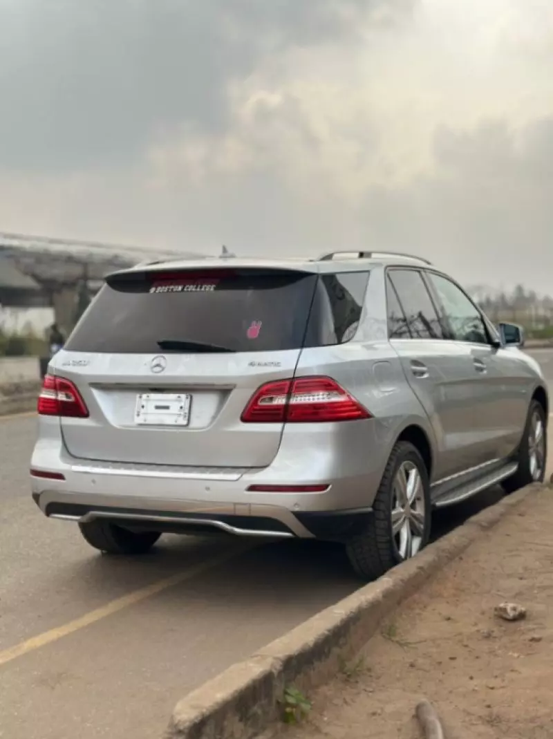 Mercedes-Benz ML-Class   - 2012