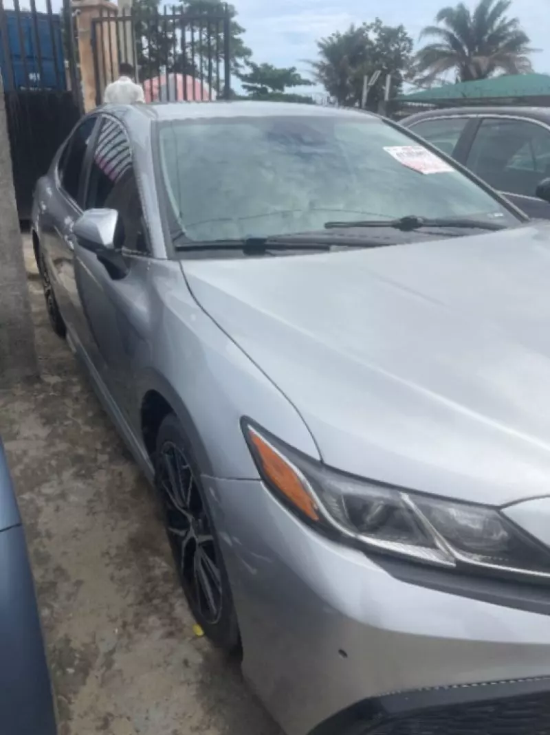 Toyota Camry   - 2021