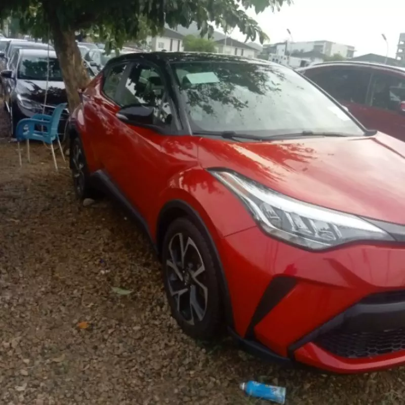 TOYOTA C-HR   - 2020