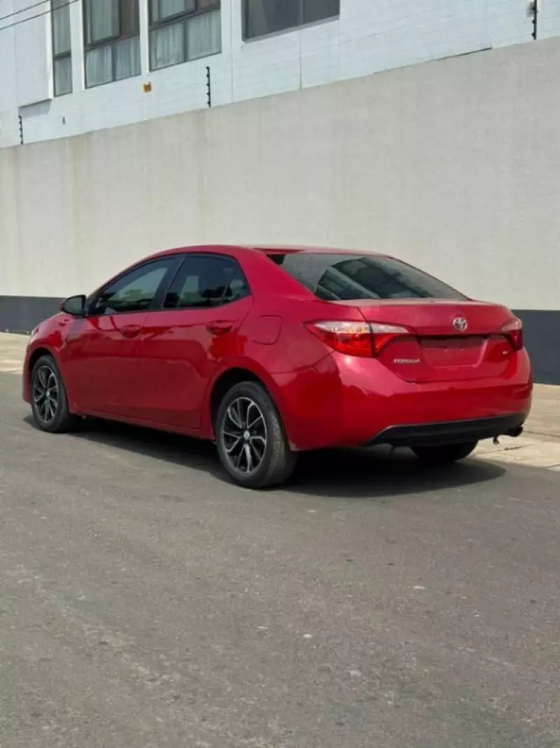 Toyota Corolla   - 2018