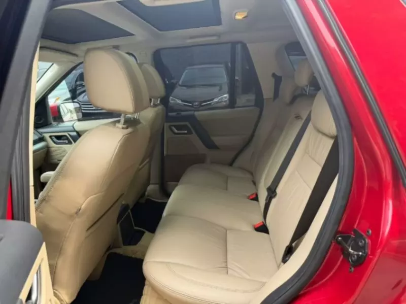 Land Rover Freelander   - 2013
