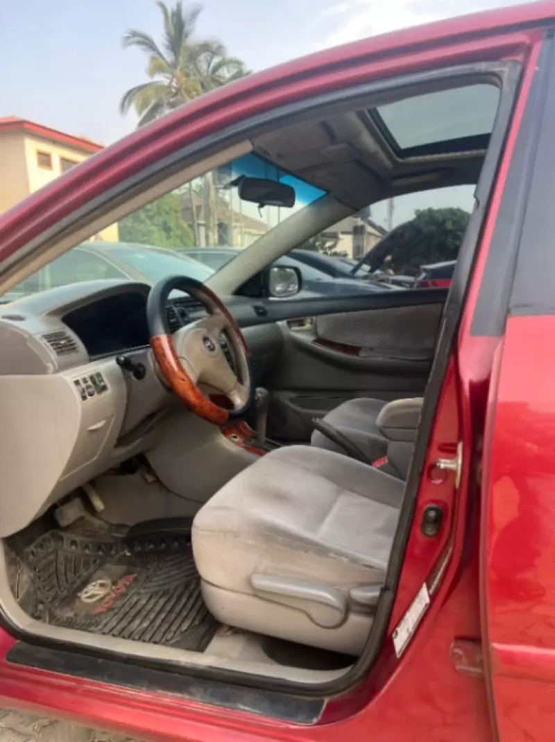 Toyota Corolla   - 2006
