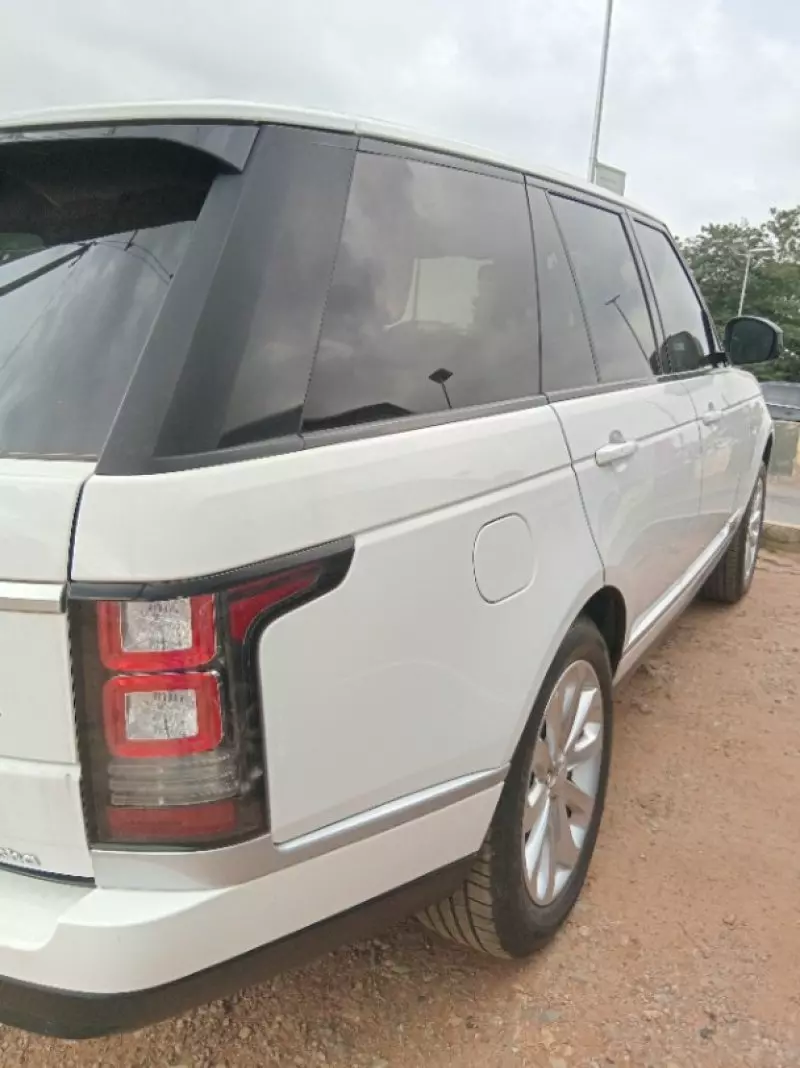 RANGE ROVER HSE LR4   - 2017