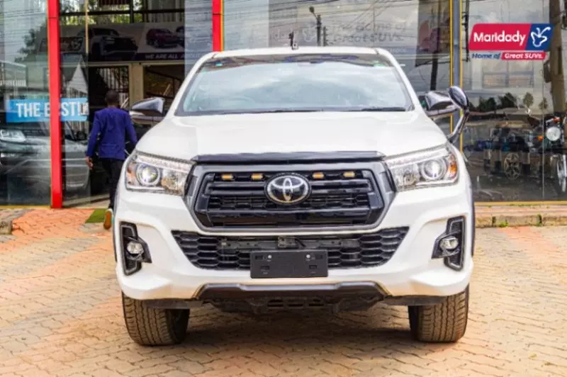 Toyota Hilux Surf    - 2018