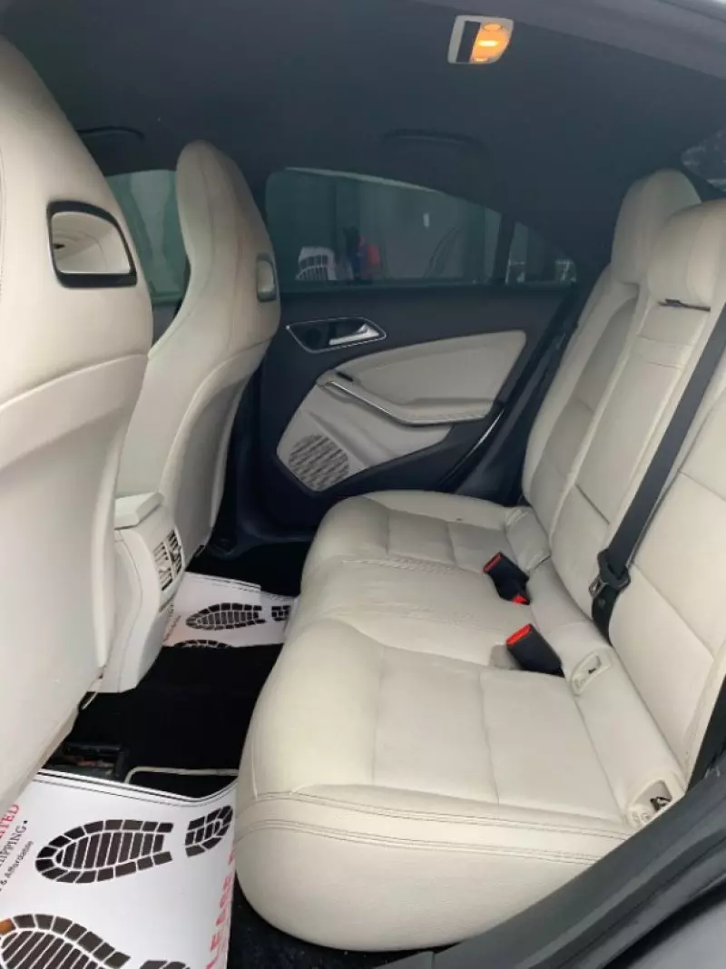 Mercedes-Benz CLA 250   - 2015
