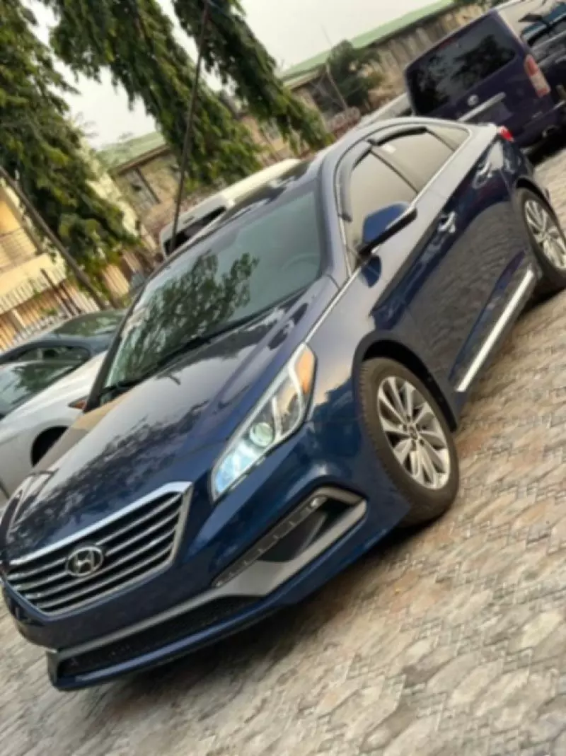 Hyundai Sonata   - 2017