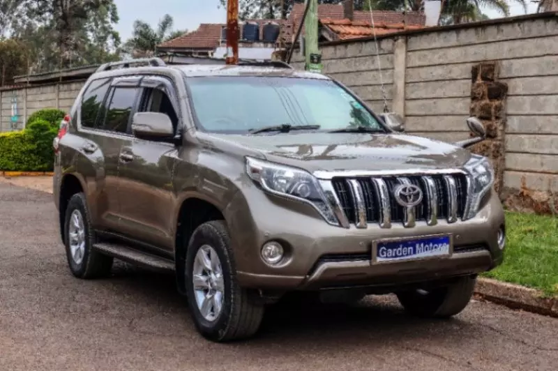 Toyota Landcruiser Prado   - 2015