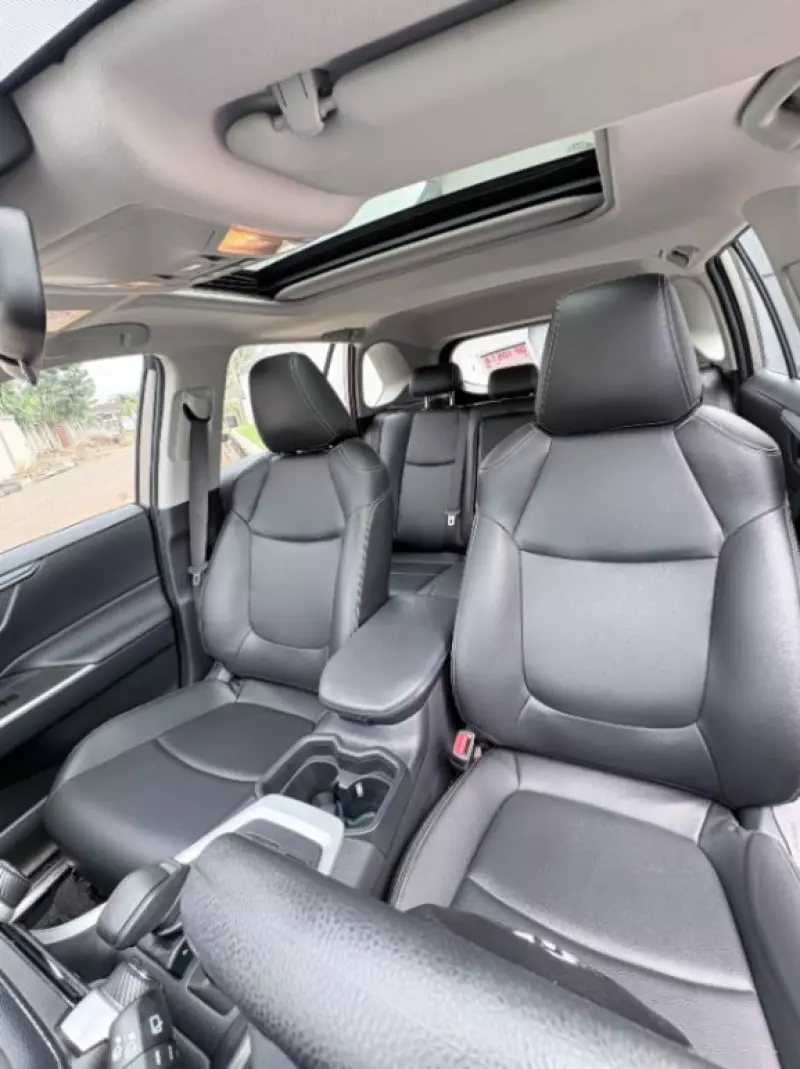 TOYOTA Rav4   - 2023