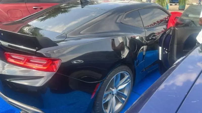 Chevrolet Camaro   - 2016