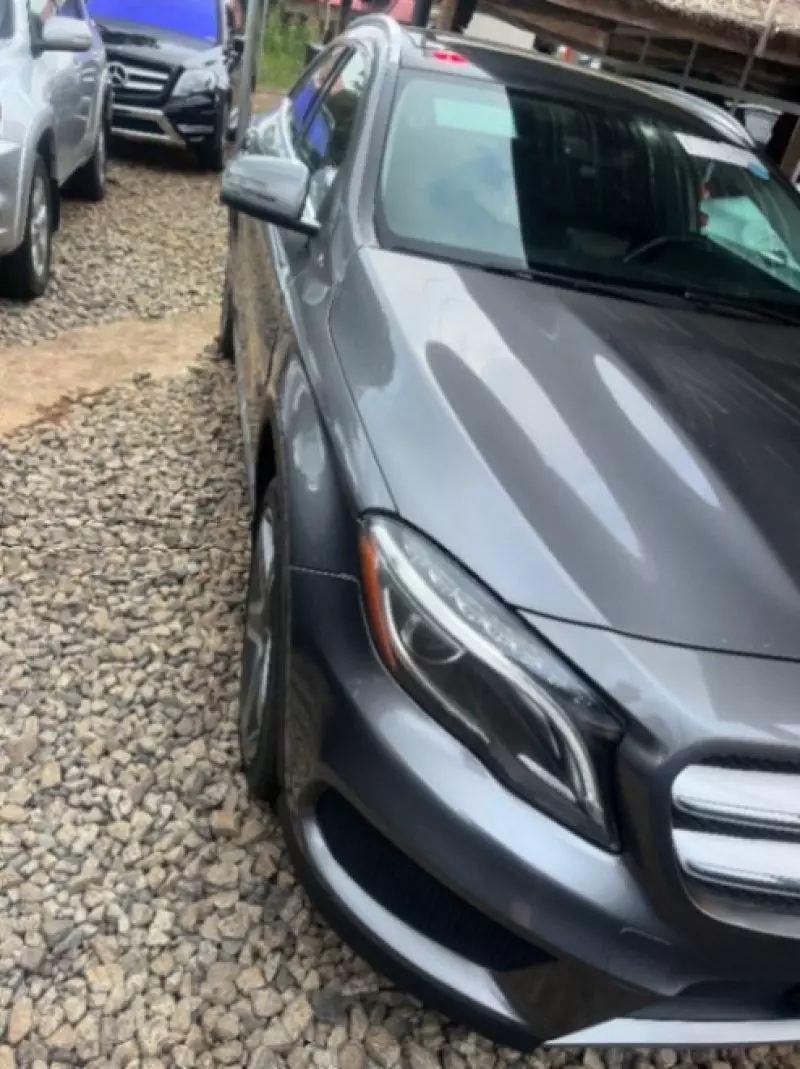 Mercedes-Benz GLA 250   - 2015