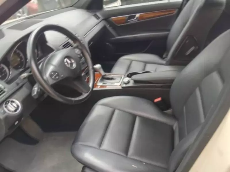 Mercedes-Benz C-Class   - 2011