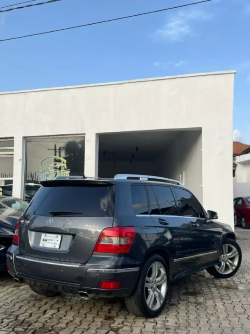 Mercedes-Benz GLK-Class   - 2011