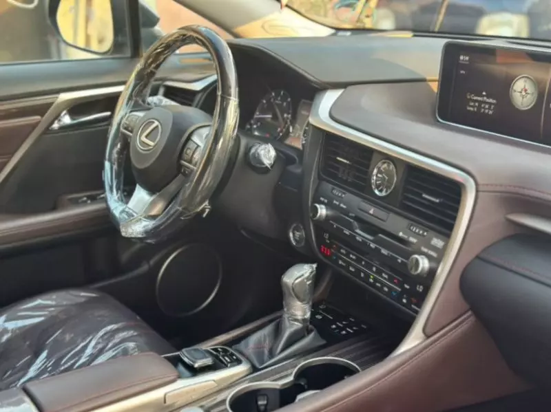 Lexus RX   - 2018