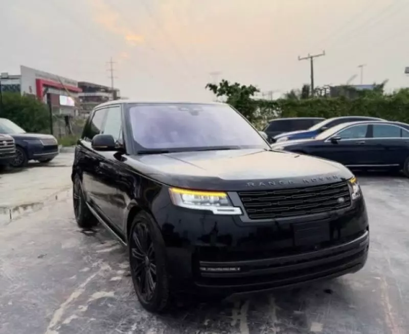 Land Rover Range Rover   - 2023