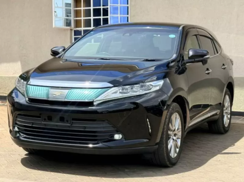 Toyota Harrier   - 2018