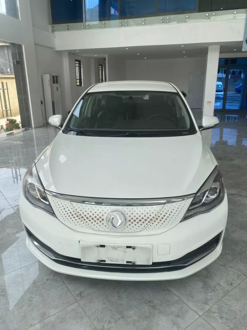 DONGFENG Aeolus E70   - 2020