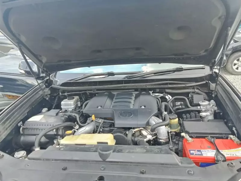 Toyota Landcruiser Prado   - 2014