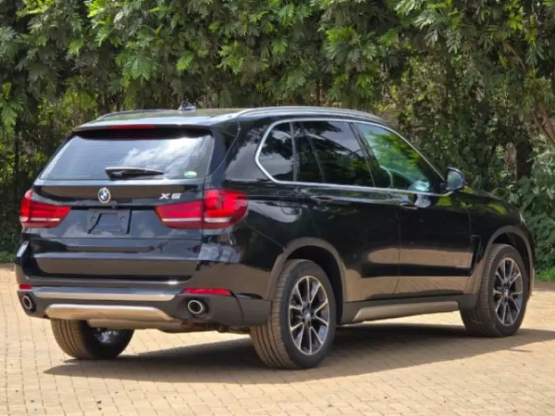 BMW X5   - 2017