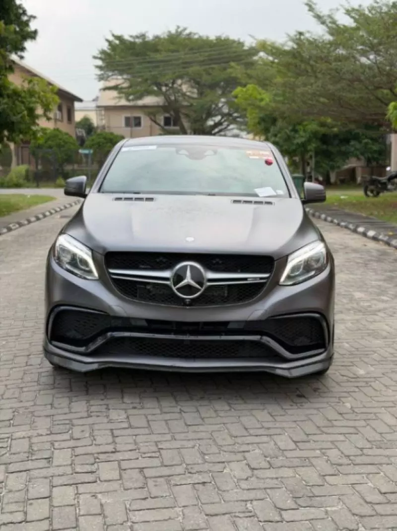 Mercedes-Benz GLE-Class   - 2017