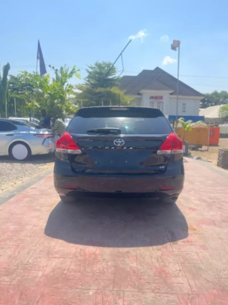 Toyota Venza   - 2013