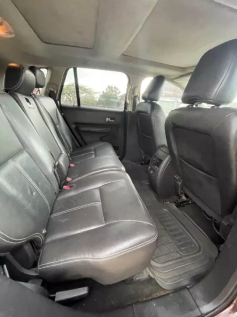 Ford Edge   - 2010