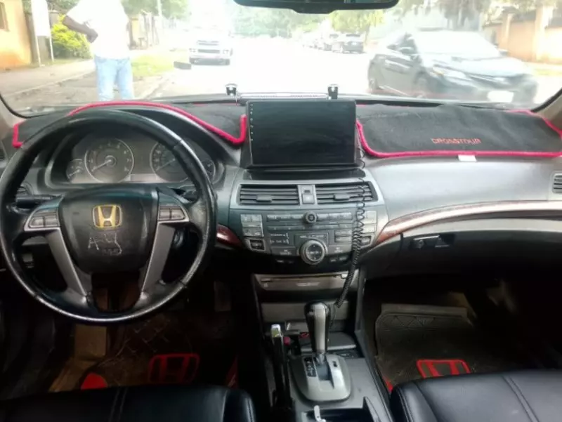 Honda Accord Crosstour   - 2010