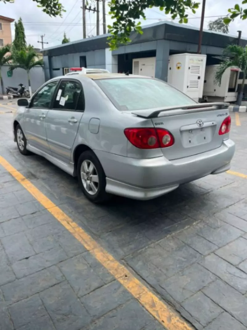 TOYOTA Corolla   - 2006