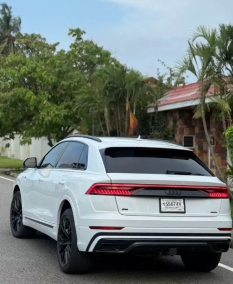 Audi Q8   - 2020