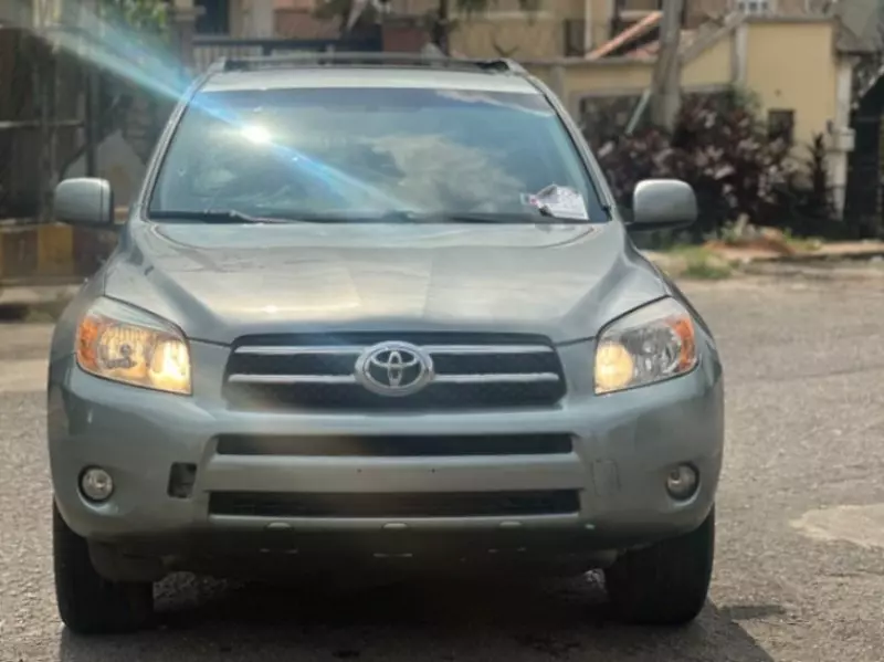 Toyota RAV4   - 2007